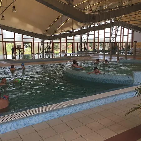 Akácliget Gyógy-és Strandfürdő