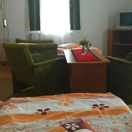 Akácliget Gyógy-és Strandfürdő Karcag