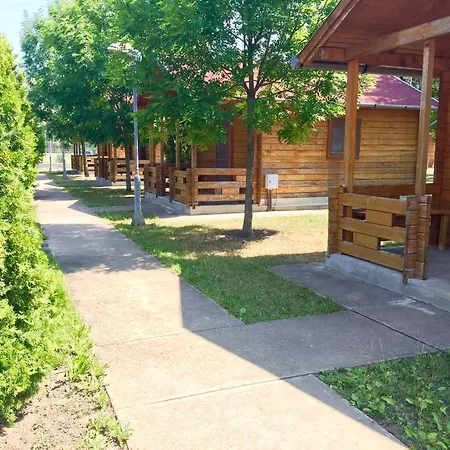 Casa de hóspedes Akácliget Gyógy-és Strandfürdő *