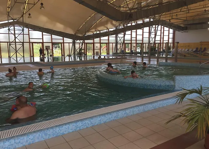 Akácliget Gyógy-és Strandfürdő