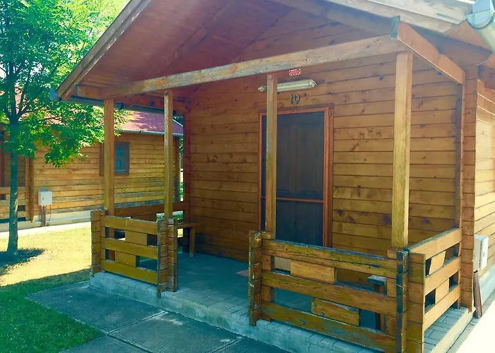 Akácliget Gyógy-és Strandfürdő Pensión Karcag